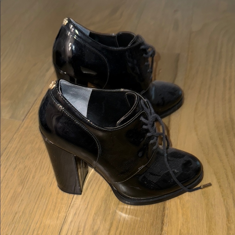Guess Elegant Black Women's Heeled Shoes